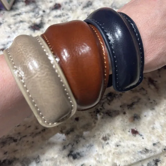 ZARA SET OF 3 LEATHER BANGLE BRACELETS - Picture 6 of 6